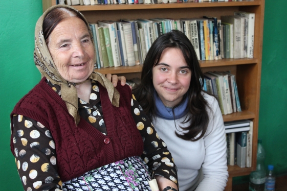 Minka Valentinovna Bukova, nasza rozmówczyni z wioski Viievo, z tłumaczką Pietią Dimitrovą. Minka Valentinovna Bukova, nasza rozmówczyni z wioski Viievo, z tłumaczką Pietią Dimitrovą.